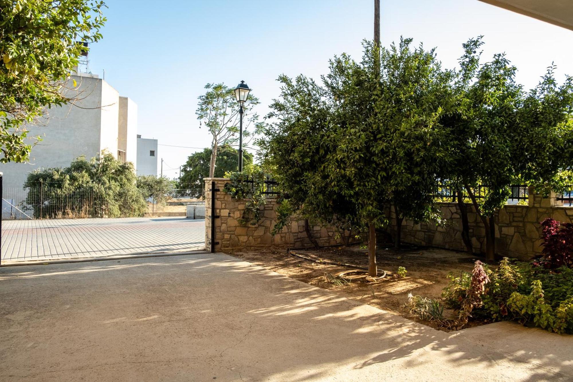 Spacious House In A Quiet Neighbourhood Ierápetra Exterior foto