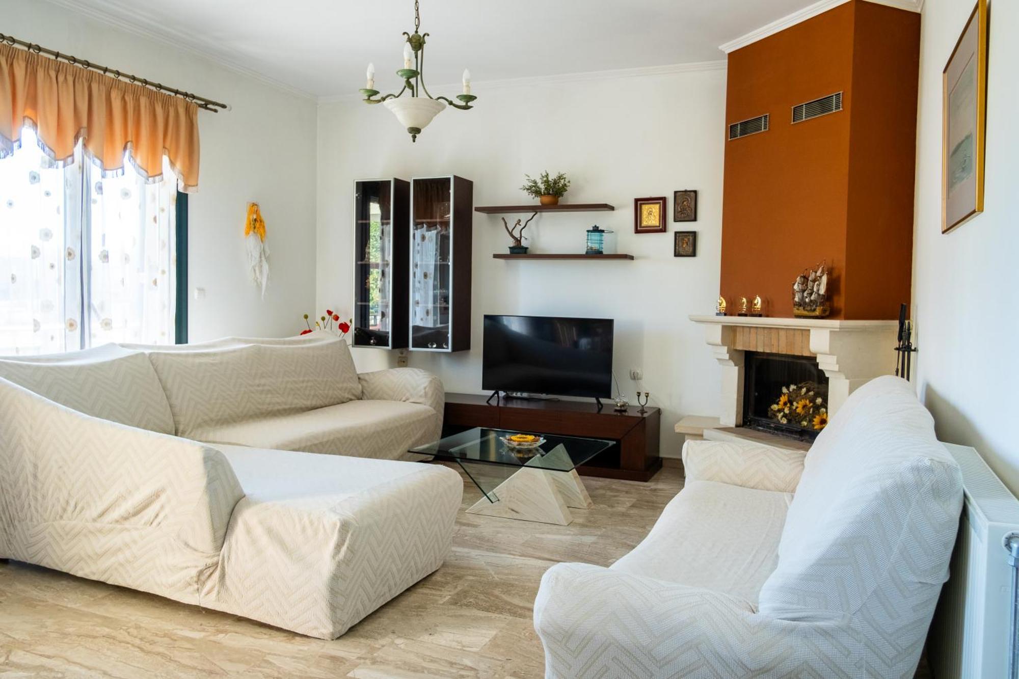 Spacious House In A Quiet Neighbourhood Ierápetra Exterior foto